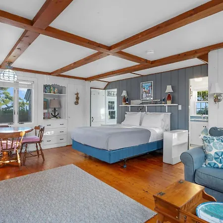 Seaside Cottages - Cottage 27 - Compass Rose